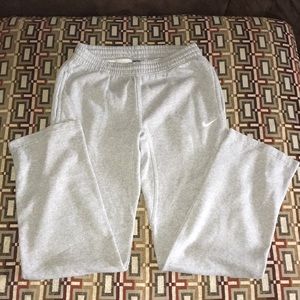 Men’s Nike Gray Fleece Sweatpants Size Small